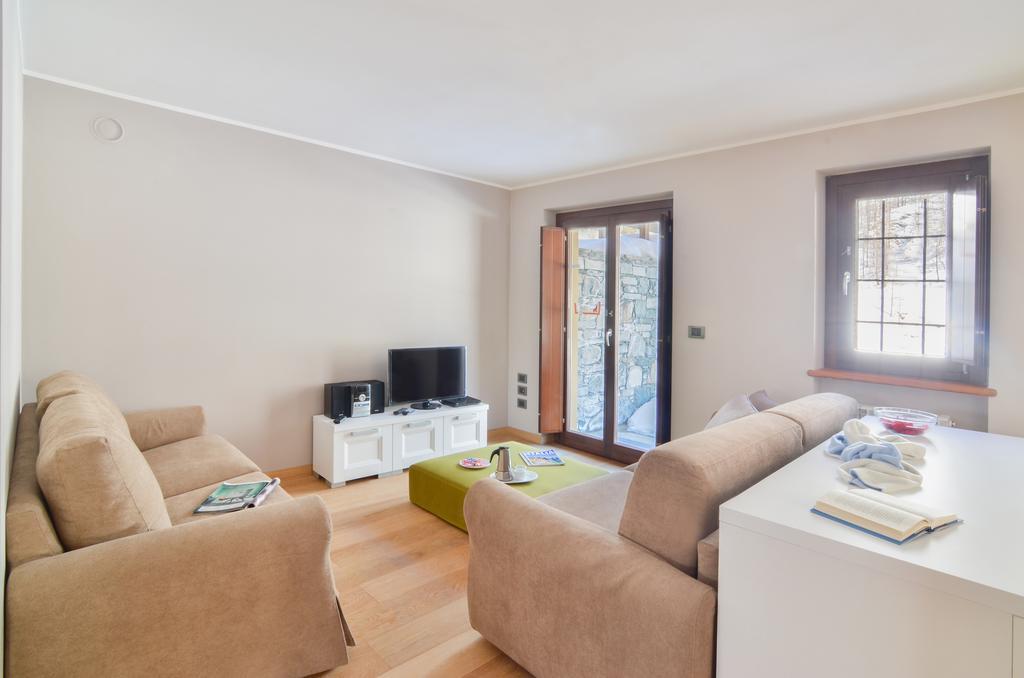 Appartamenti Residenza Anderbatt Gressoney-La-Trinite Room photo